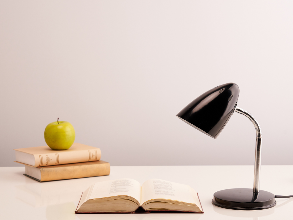 Discover Ultimate Comfort With The Amber LED Reading Lamp